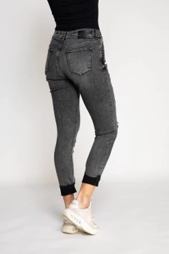 Jeans NOVA Black In Schwarz -Angebote Mode Perle Store zhrill jeans nova black in schwarz 2